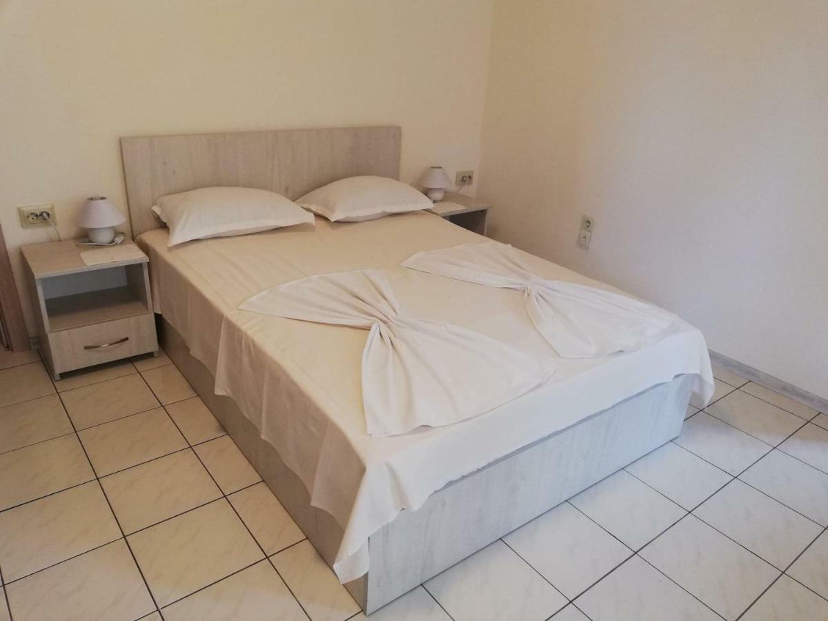 Guest House Dimovi Созополь Екстер'єр фото